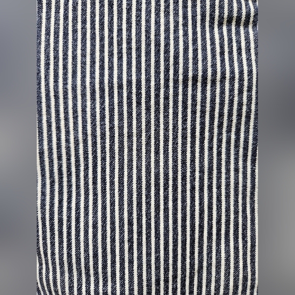 💚Gap Women’s White Stripe Pants Skinny Ankle Size 4🧡💜 - Picture 7 of 7